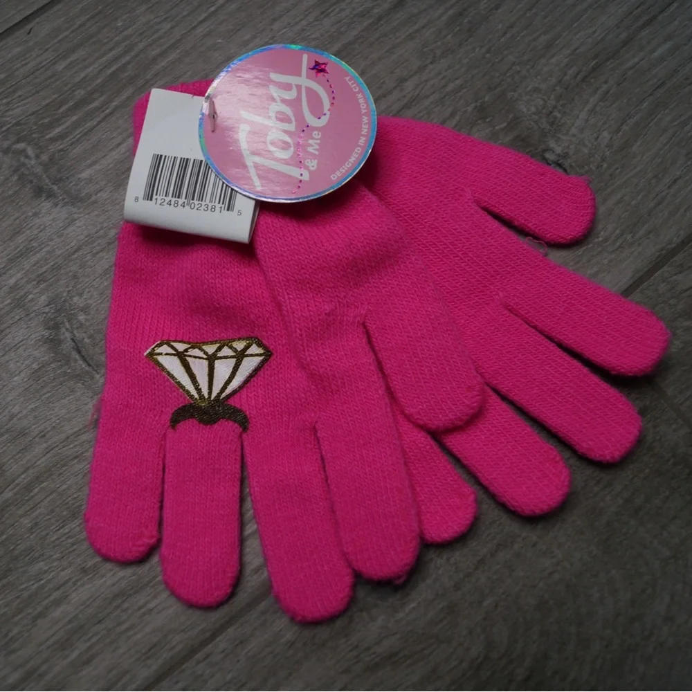 Girls Pink Gloves with Embroidered Ring